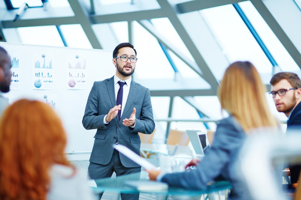 Reestruturação financeira de empresas do comércio - Grupo Studio